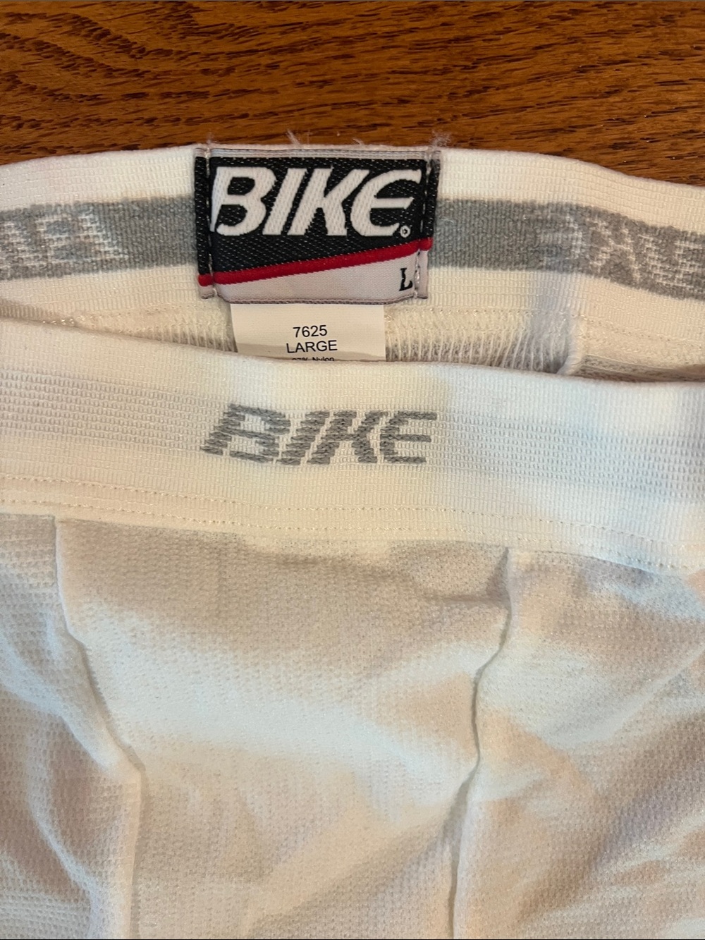 Bike Men’s White Compression Bike Shorts - Picture 2 of 6